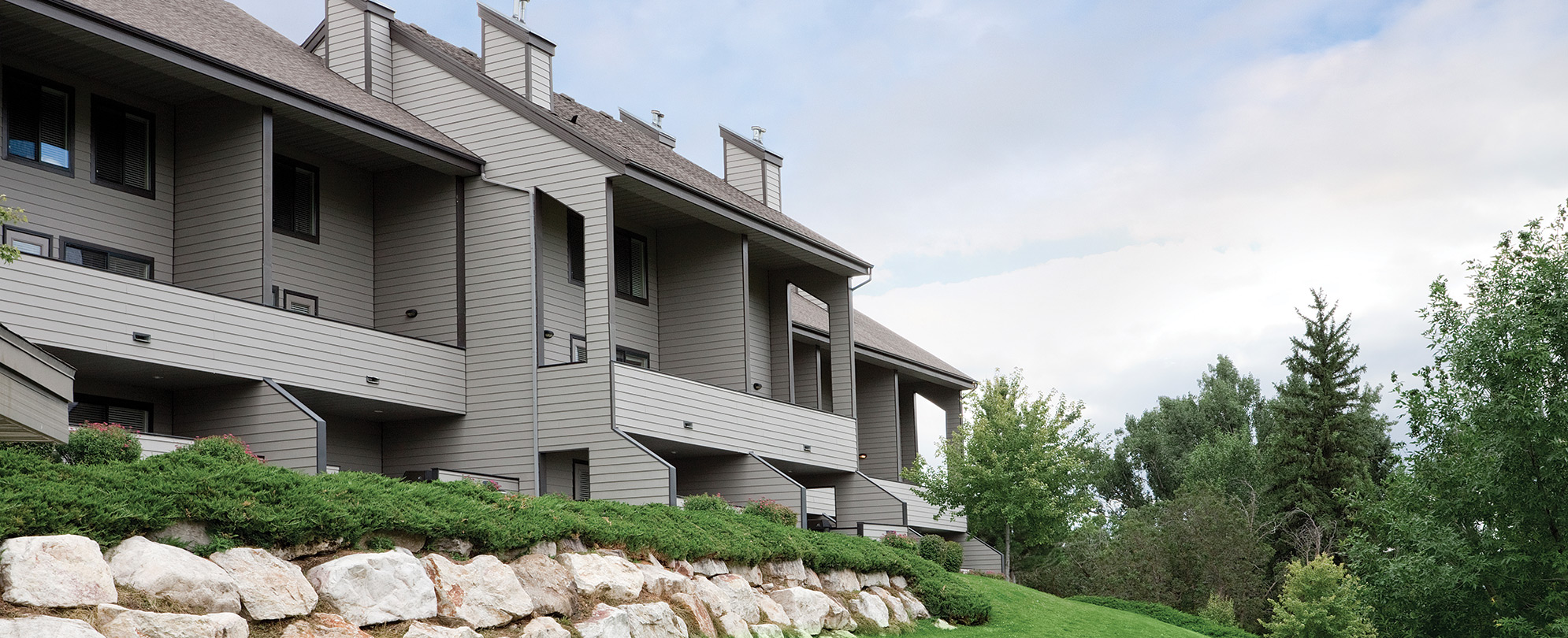 The outside view of the WorldMark Wolf Creek buildings in Eden, UT.